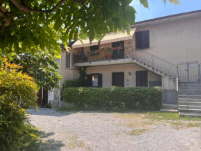 Il Cortile Como Single & Double Room in apartment NO HOTEL Como